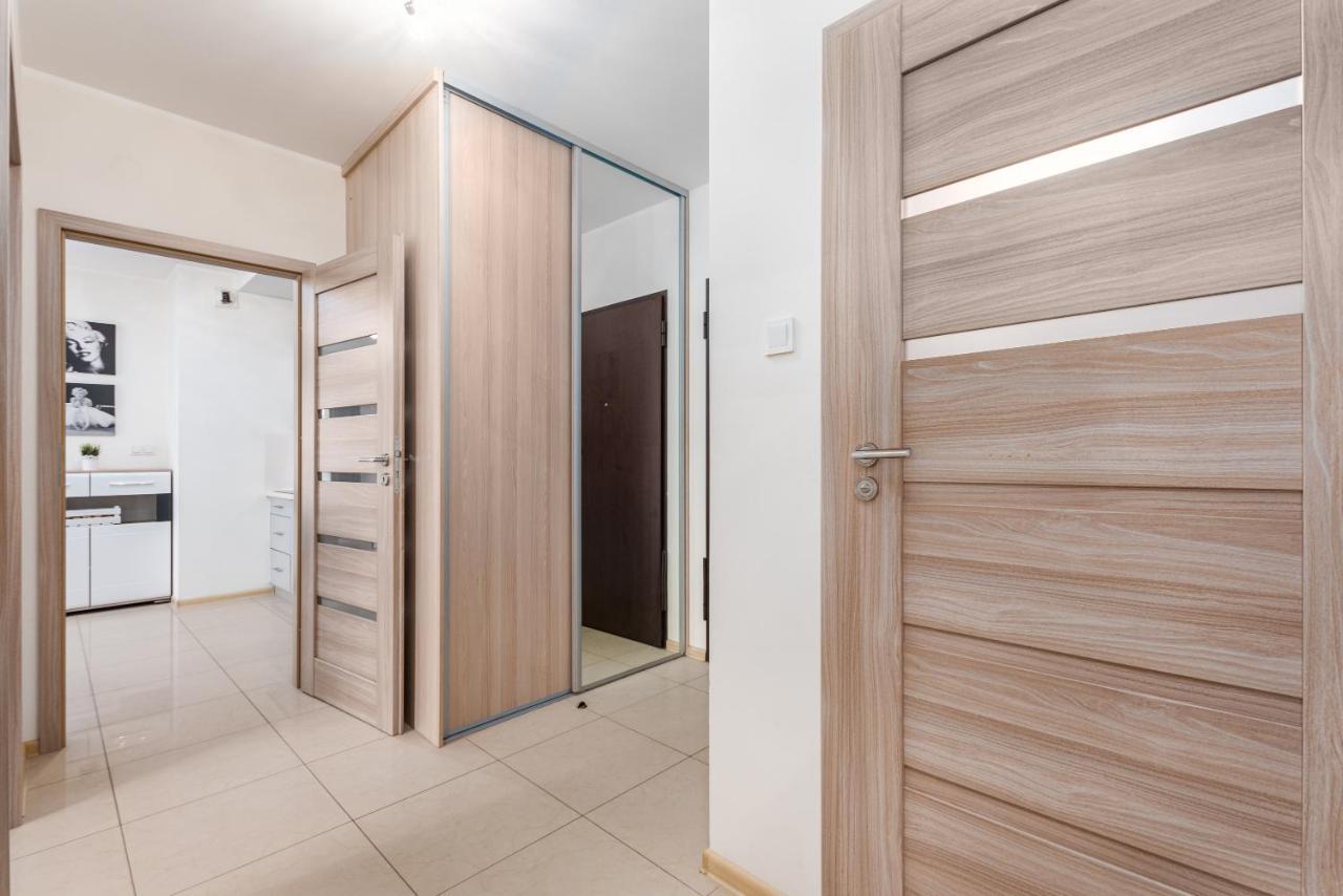 Al Krakowska 291A By Homeprime Varsóvia Exterior foto